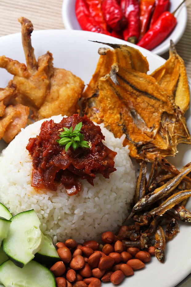 Nasi Lemak (Malaysian Coconut Milk Rice with Anchovies Sambal)