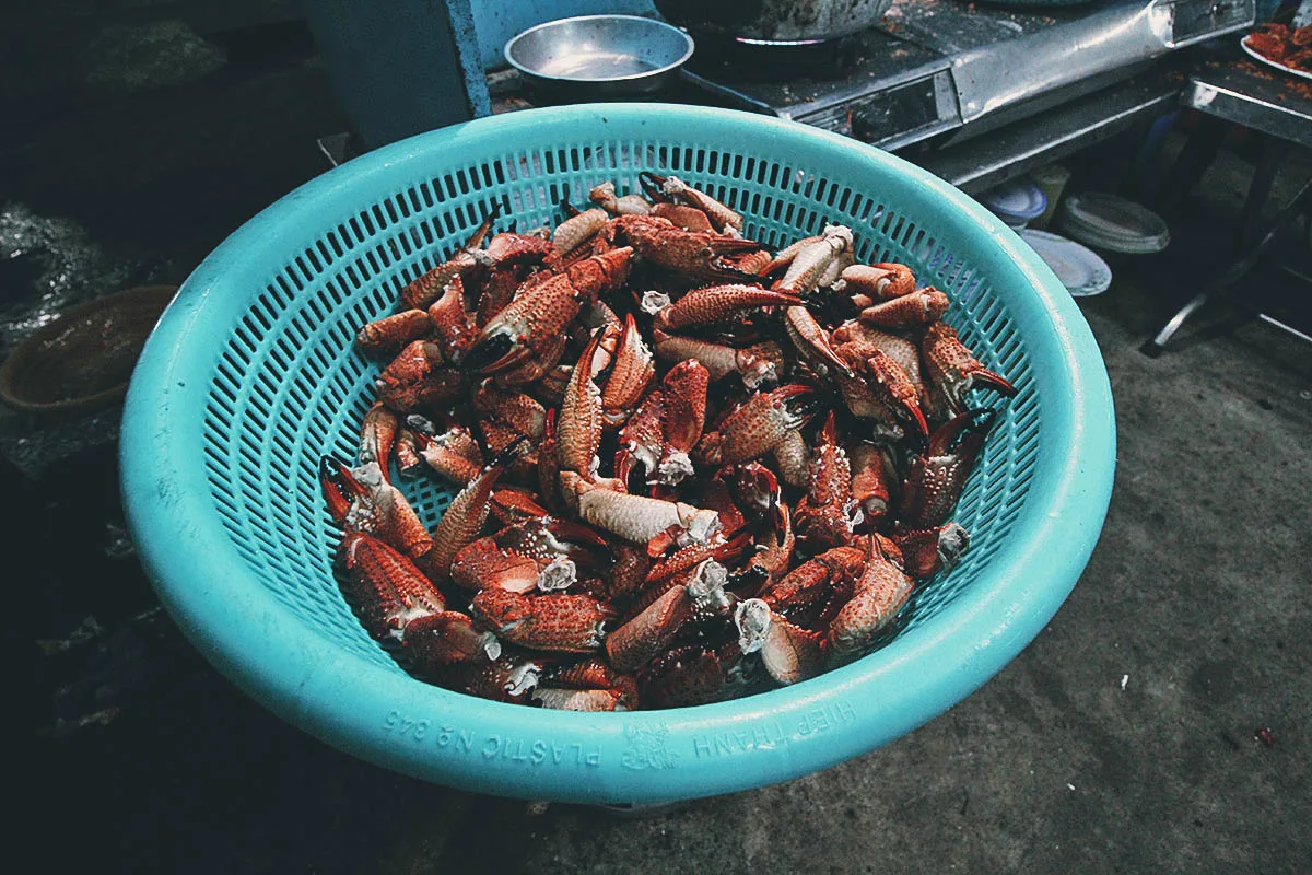 Vinh Khanh, District 4: Where to Have the Best Street Seafood in Saigon, Vietnam