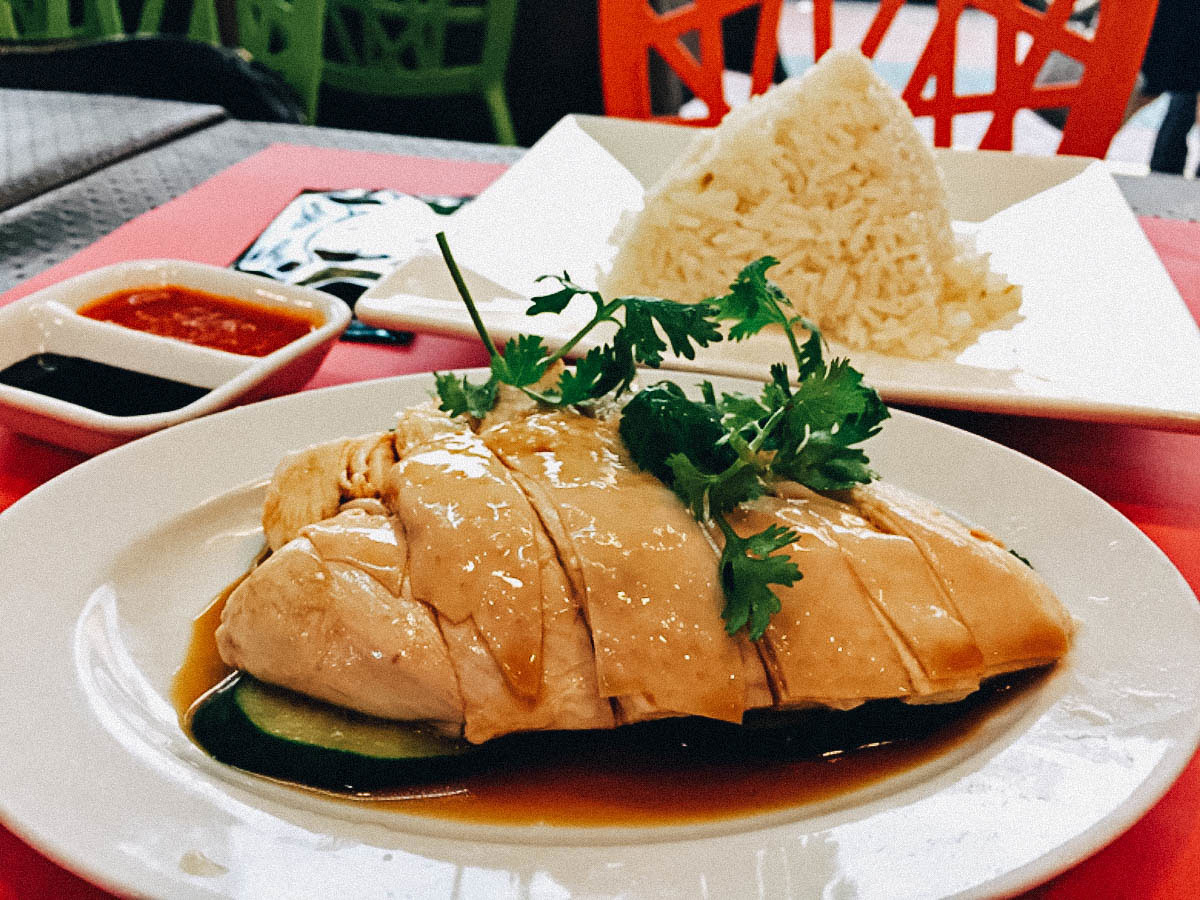 SINGAPORE: 5 Best Places to Eat Hainanese Chicken Rice in ...