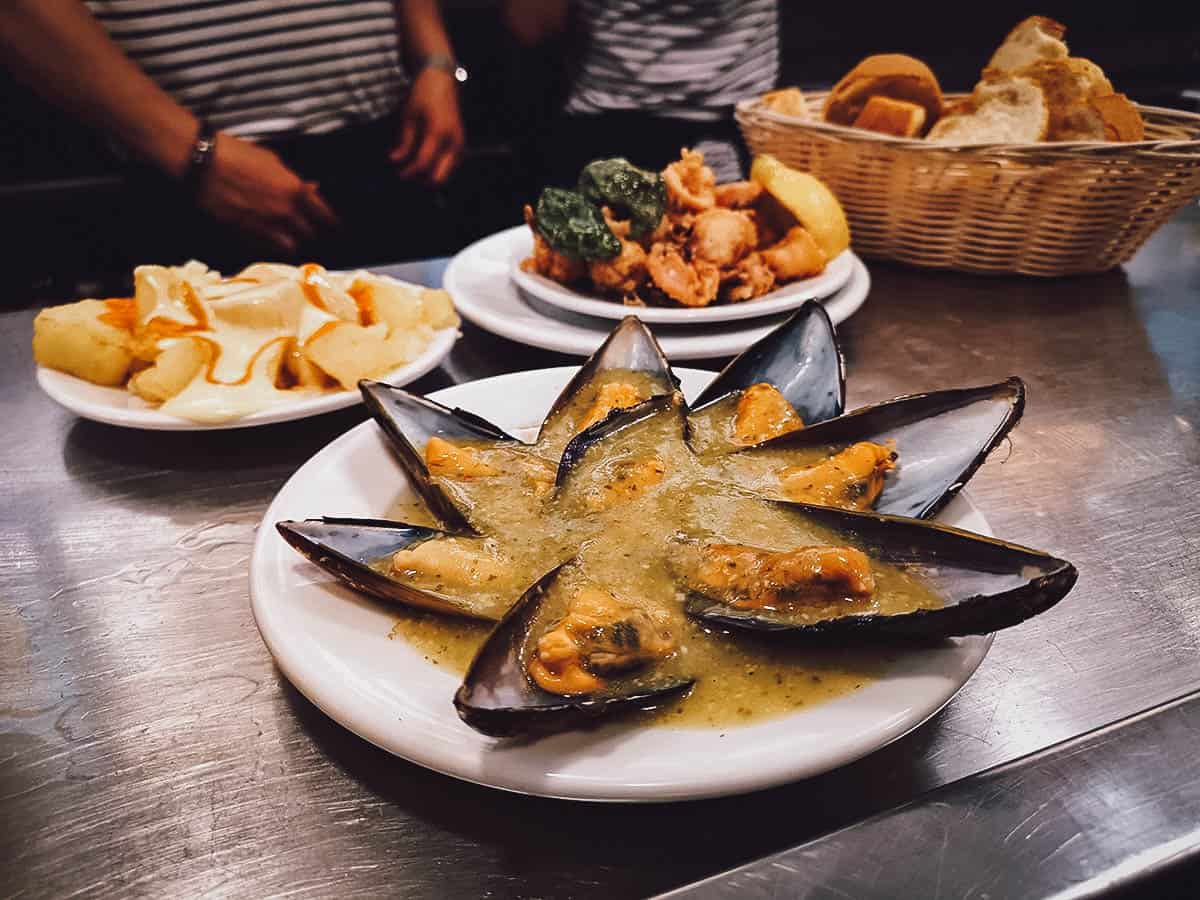 메질론,스페인에서 가장 인기있는 해산물 요리 중 하나