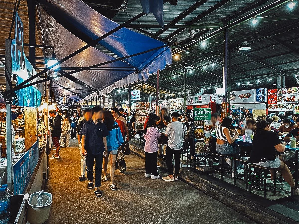 Food stalls at Chiang Mai University Night Market