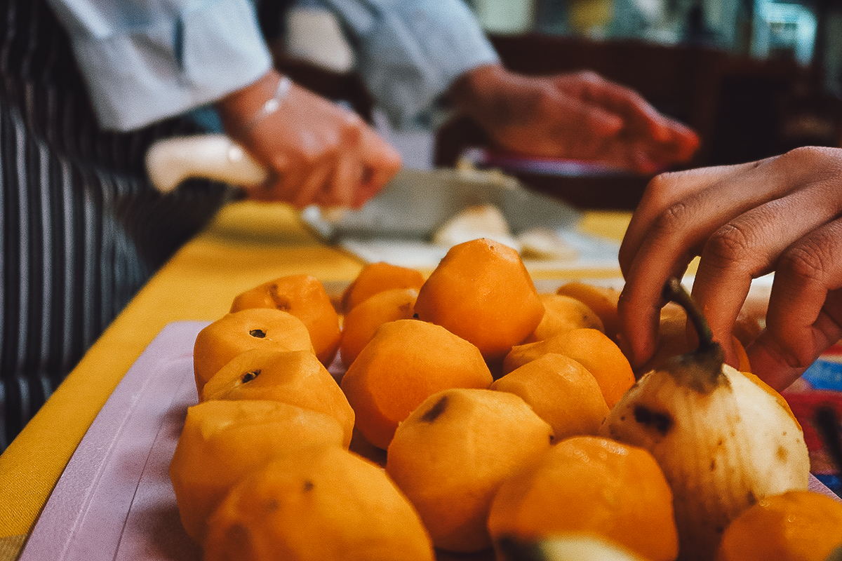 Chopping fruits