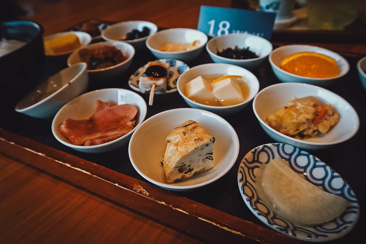 18 dish breakfast at Tsumugi