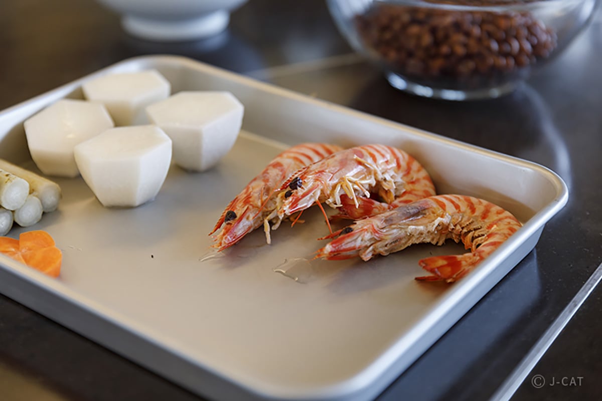 Prawns and other ingredients